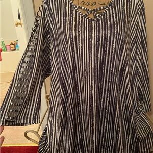 Chic Black and White Striped Women's Tunic
